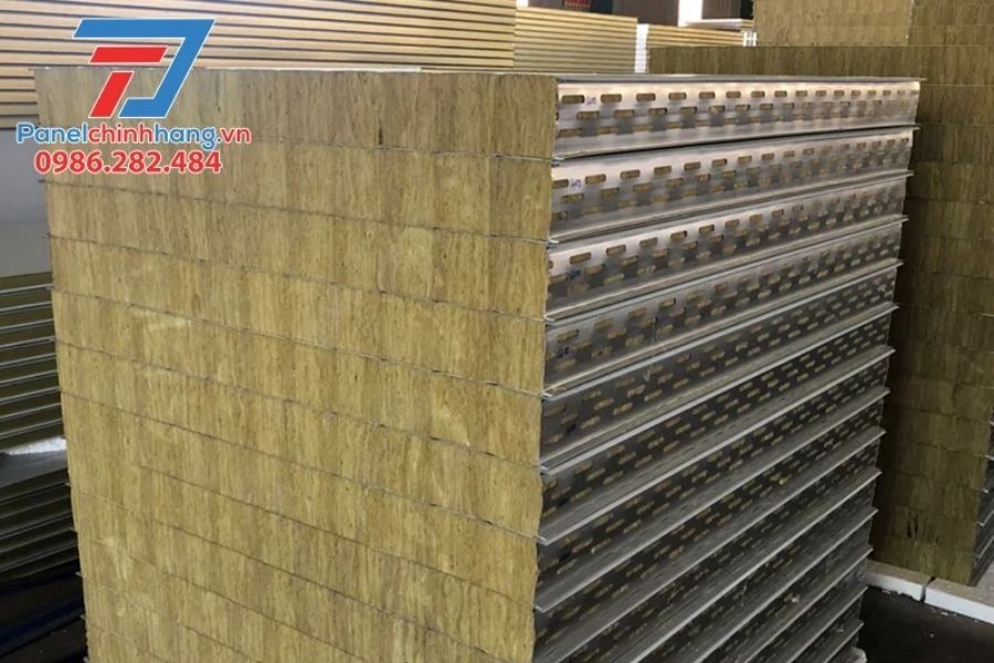 Cách Nhiệt Homestay Hiệu Quả Với Tấm Panel Cách Nhiệt