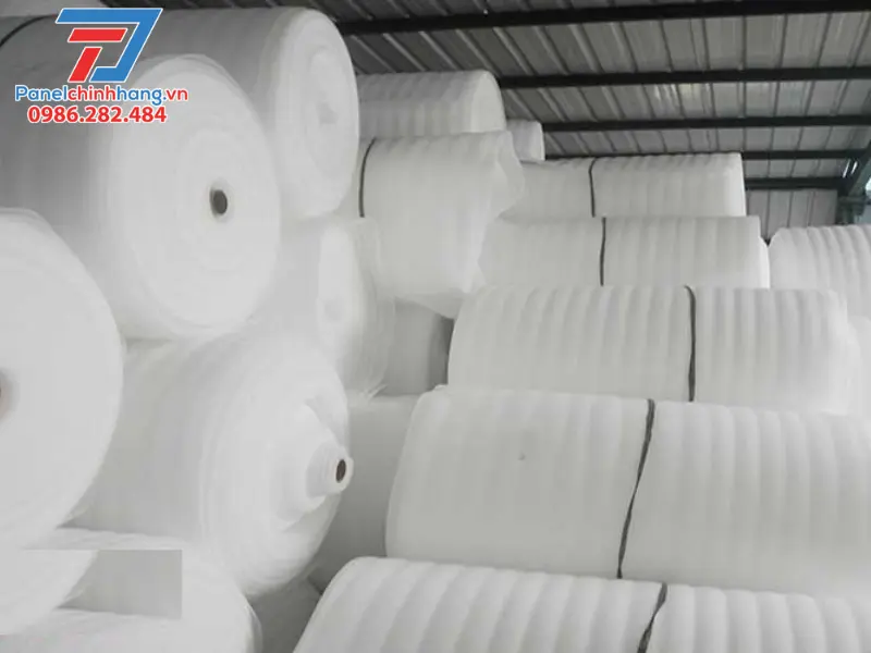 Đặc điểm của tấm mút xốp cách nhiệt không bạc, báo giá mút xốp cách nhiệt
