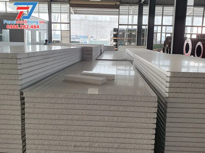Lợi ích vượt trội khi đầu tư Panel cách nhiệt nhà máy
