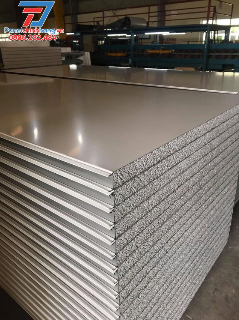 thi công tấm panel chống cháy