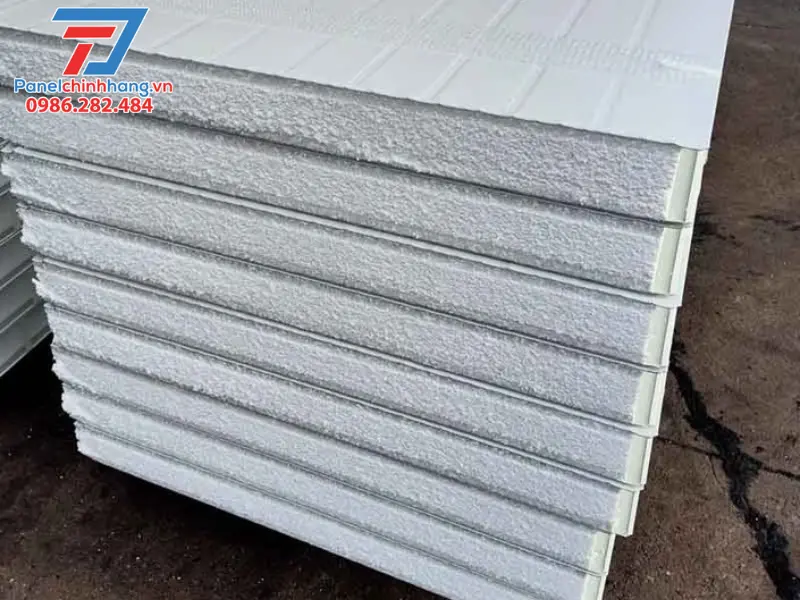 Sử dụng tấm panel cách nhiệt để cách nhiệt cho sàn nhà Sử dụng tấm panel cách nhiệt để cách nhiệt cho sàn nhà