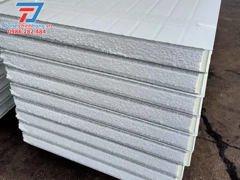 Giải pháp cách nhiệt nhà phố giá rẻ bằng tấm panel cách nhiệt Giải pháp cách nhiệt nhà phố giá rẻ bằng tấm panel cách nhiệt