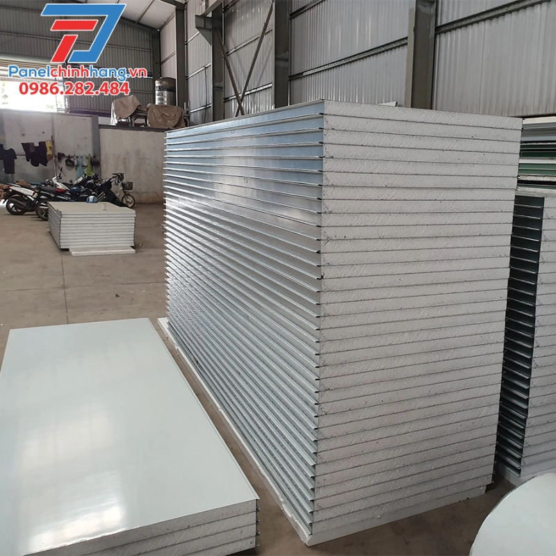 tấm panel có bền không