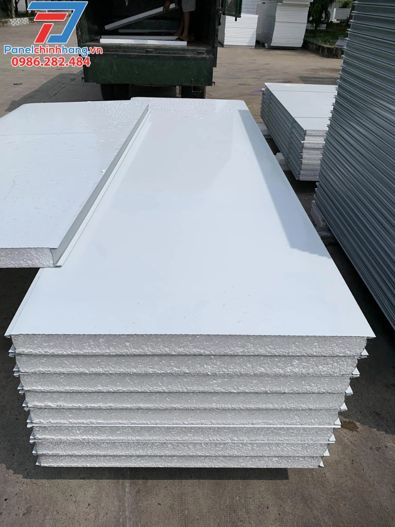 tấm Panel giá rẻ có tốt không