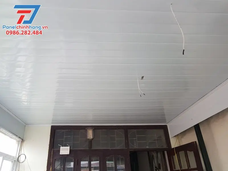 Tôn xốp làm trần Tôn xốp làm trần