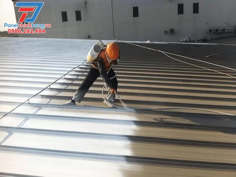chống nóng mái tôn nhà xưởng chống nóng mái tôn nhà xưởng