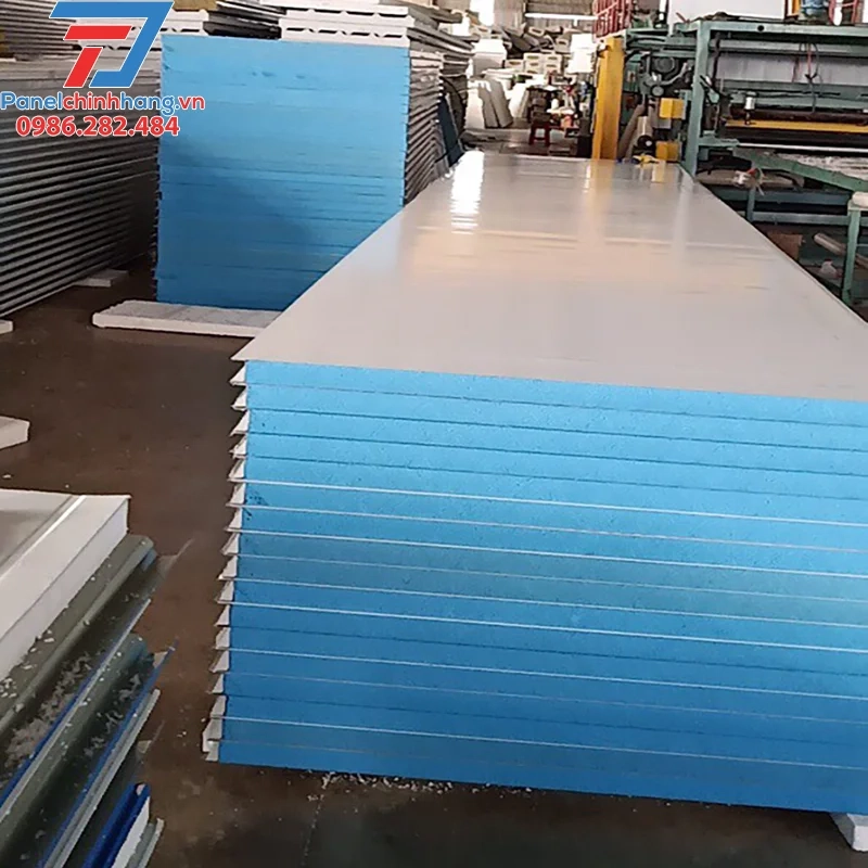 chống nóng ký túc xá