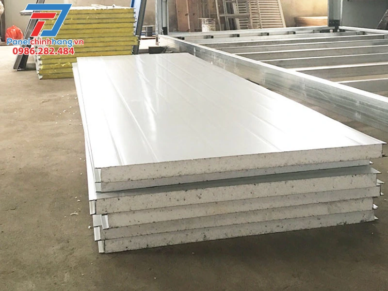 Panel cách nhiệt - Giải pháp cách nhiệt ngăn ngừa ẩm mốc 2 trong 1