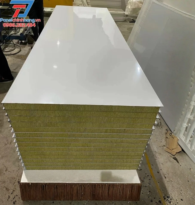 các mẫu nhà panel mái lệch