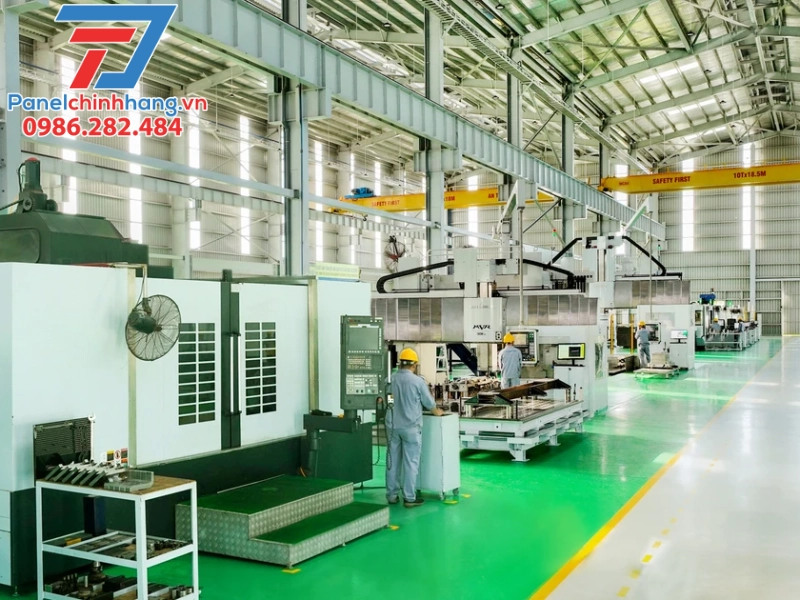 thi công cách nhiệt nhà máy cơ khí