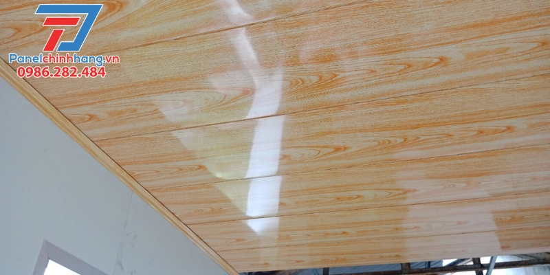 Trần tôn PU cách nhiệt