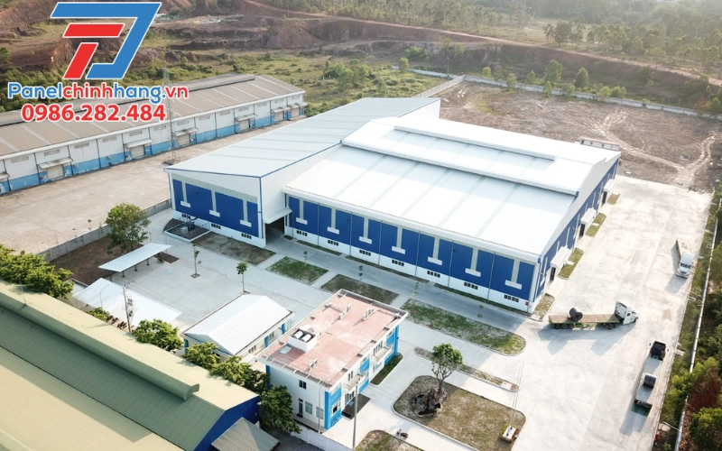 cách nhiệt nhà máy cơ khí