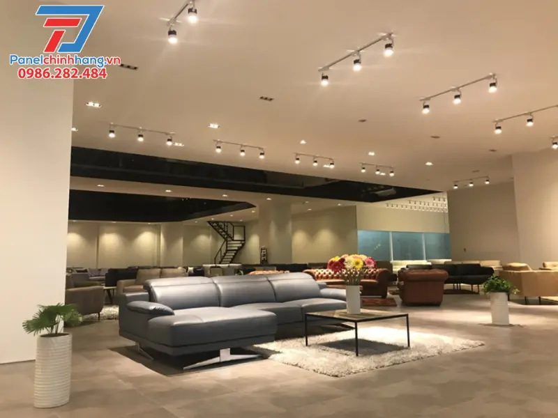 cách nhiệt showroom mang lại lợi ích gì đối với việc kinh doanh?