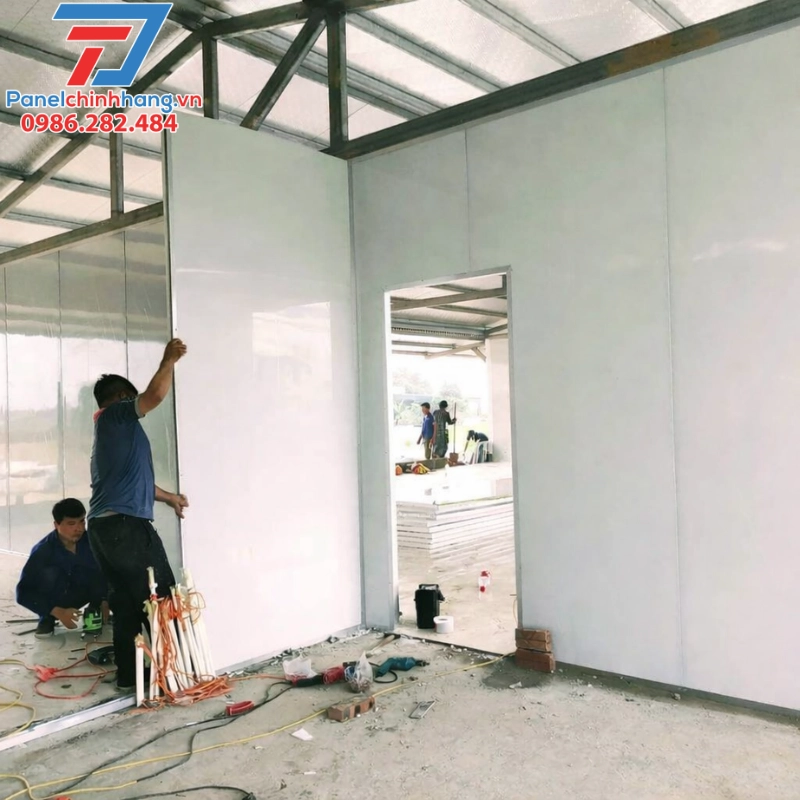 cách nhiệt xưởng may