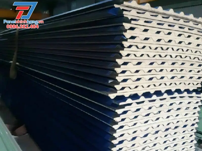 Panelchinhhang: Đơn vị cung cấp giải pháp chống nóng nhà xưởng uy tín