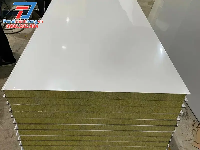 sử dụng Panel Rockwool cách nhiệt khách sạn