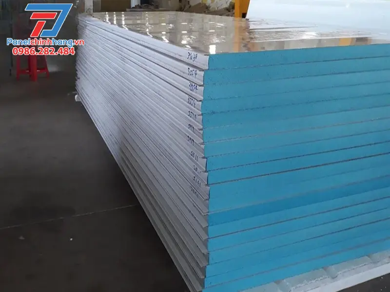 Chống nóng nhà chung cư bằng tấm Panel cách nhiệt Chống nóng nhà chung cư bằng tấm Panel cách nhiệt