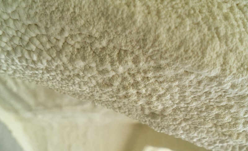 Cách nhiêt mái tôn cũ bằng phun PU Foam